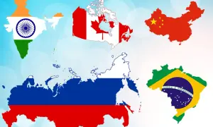 Mapa świata z zaznaczonymi konturami krajów: Indie, Kanada, Chiny, Brazylia i Rosja – największy kraj na świecie.